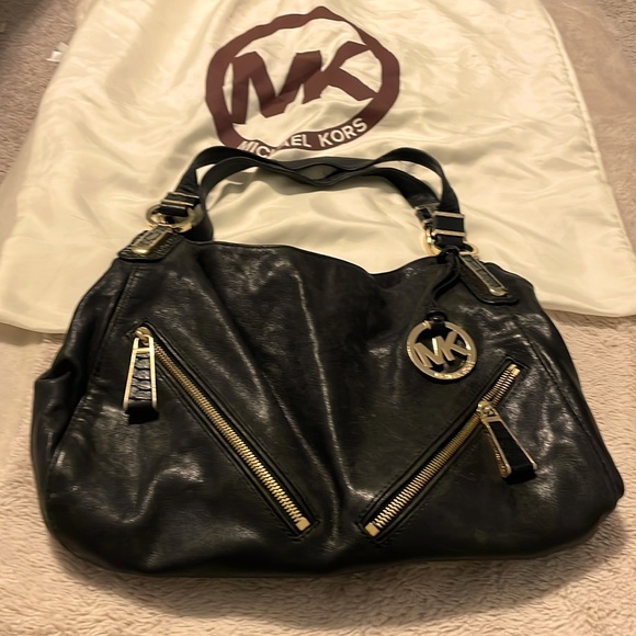 MICHAEL Michael Kors Handbags - Michael - Michael Kors - Black & Gold Leather Purse